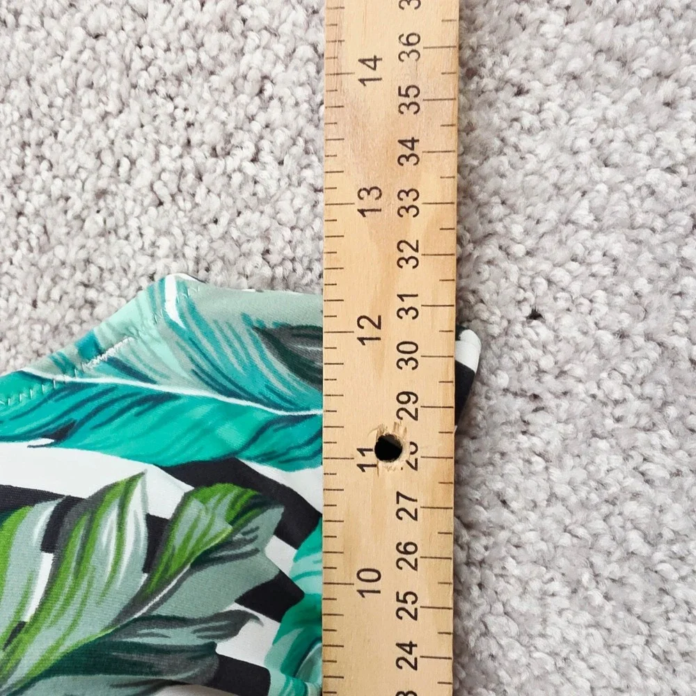 Shade & Shore Bikini Top Womens‎ 32B Green Tropical Palm Striped Underwire Beach